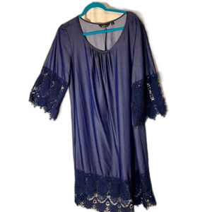 Mile Gabrielle dress denim look lace bell sleeve and bottom of the front size 1X